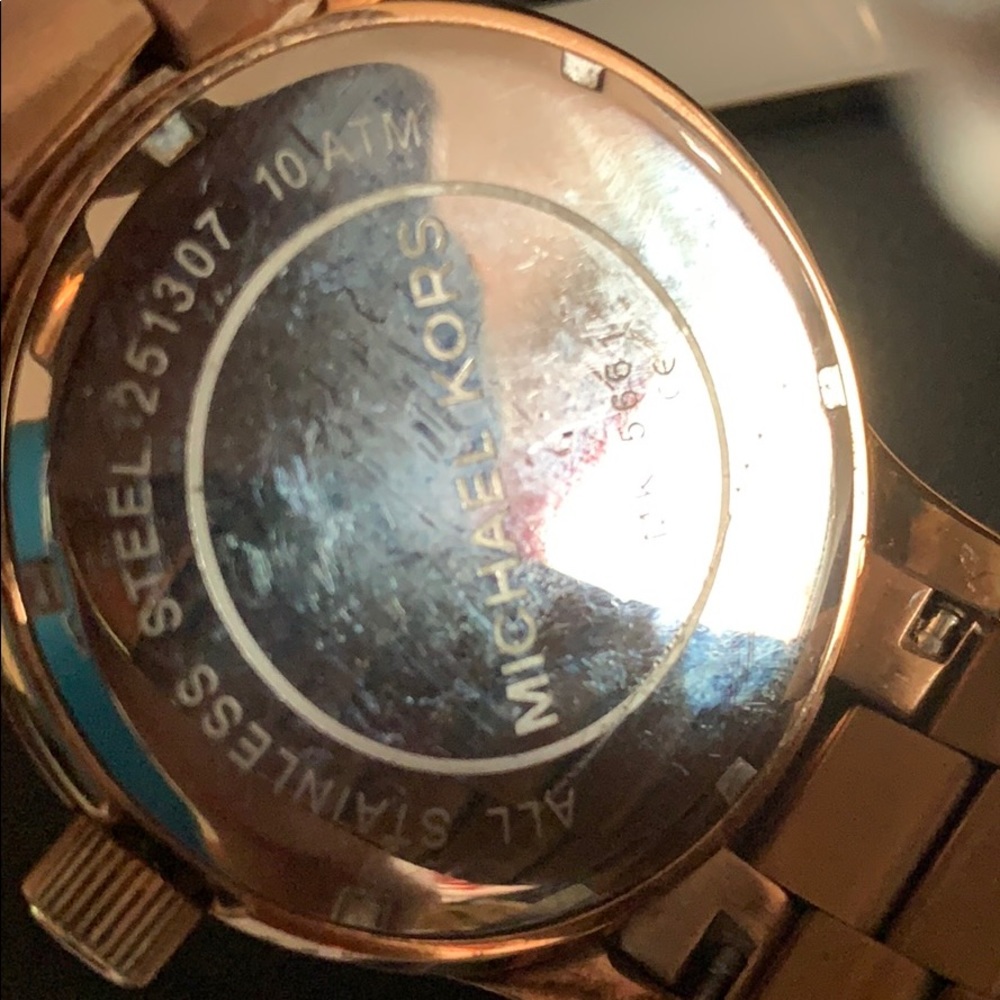 Michael Kors Watch - Picture 8 of 14